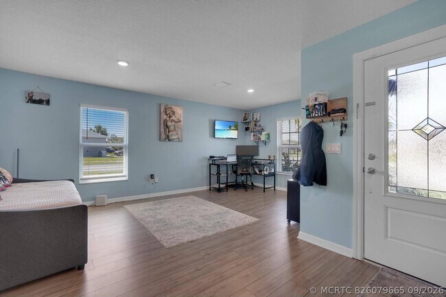 Building Photo - 5361 Imagination Dr
