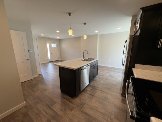 Building Photo - 209 Terrace Dr