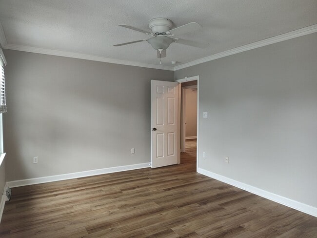 Building Photo - Beautiful home located in a Cul-de-Sac in the Terrabrook Community!