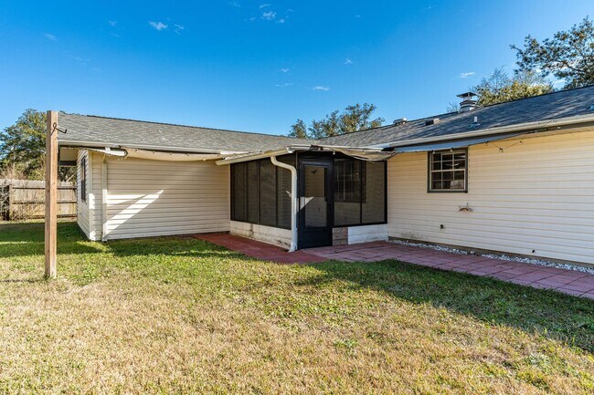 Building Photo - Great Cul-De-Sac Location in Fort Walton B...
