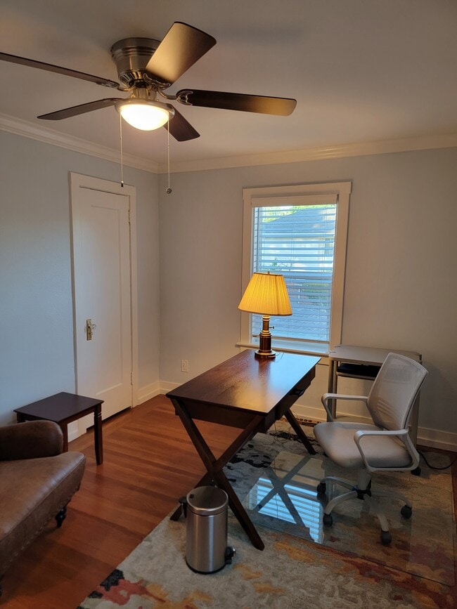 Building Photo - 3540 M St