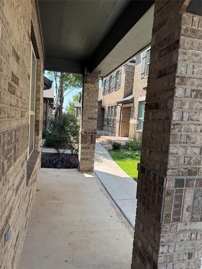 Building Photo - 7220 Wyoming Springs Dr