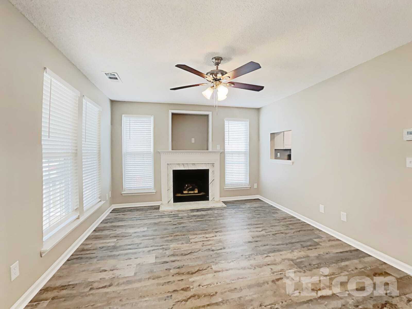 Building Photo - 5017 Gibbons Link Rd