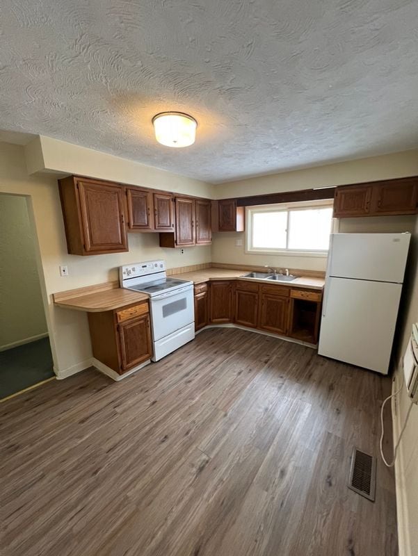 Building Photo - 310 South St