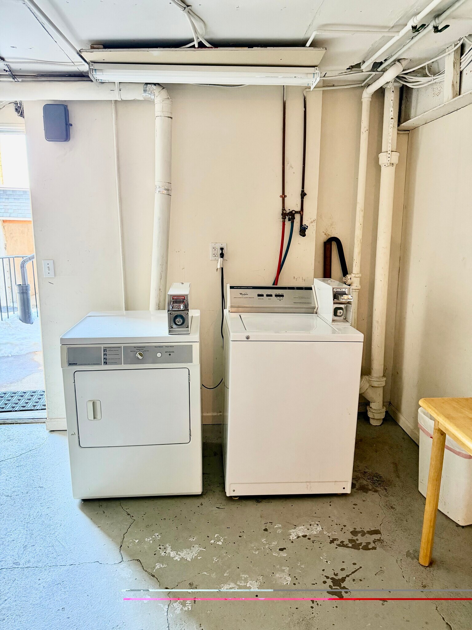 Building Photo - 66 Grant Ave