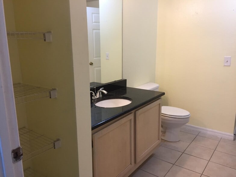 Building Photo - 6412 Queens Borough Ave