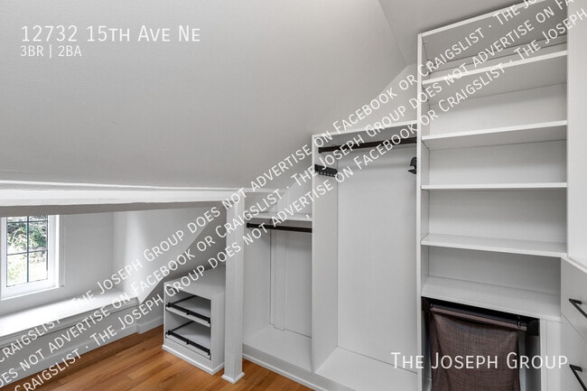 Building Photo - 12732 15th Ave NE