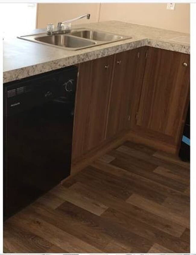 Building Photo - 2 BD/2 BA Trailer Home $1450 Pet Friendly and Students Welcome with Co-Signers-Available May 15th