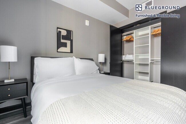 Building Photo - 1313 L St NW