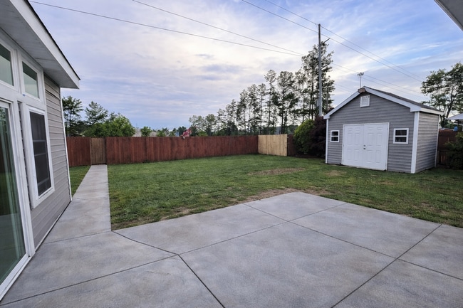 Building Photo - PLANTATION DRIVE