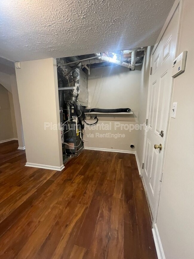 Building Photo - 377 Arbour Way