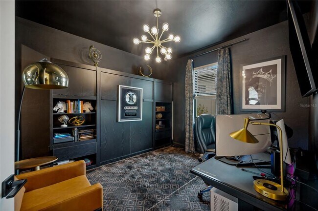 Building Photo - 1099 Cimarron Dr