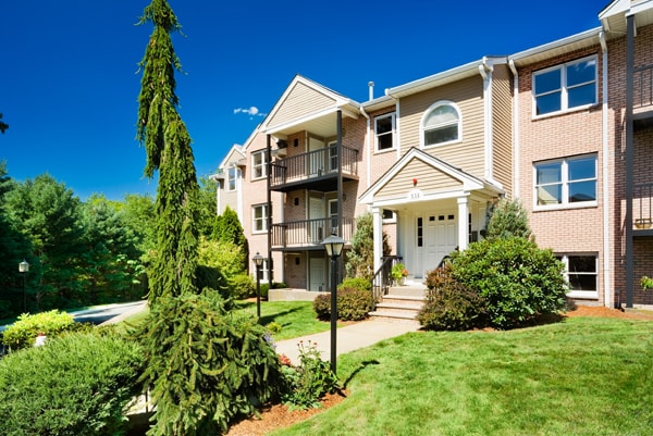 Building Photo - 24 Waterfall Dr