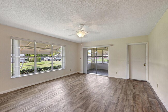 Building Photo - 903 Savannas Point Dr