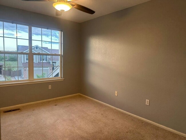 Building Photo - 10237 Willowbridge Way