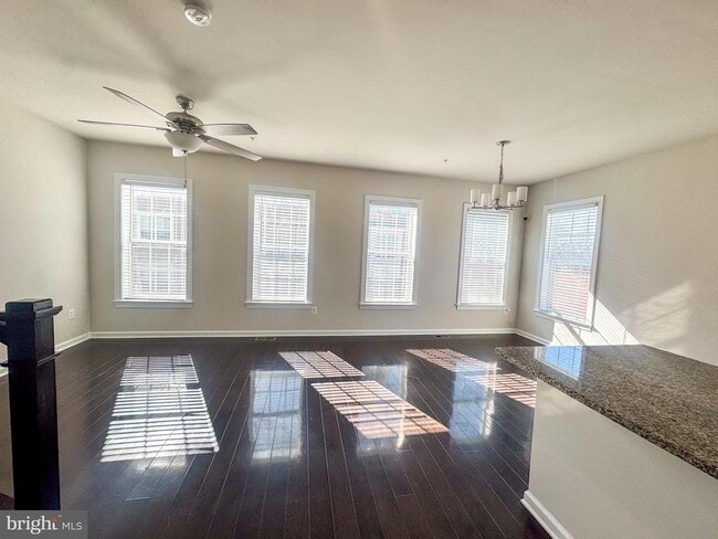 Building Photo - 7160 Brick Kiln Cir