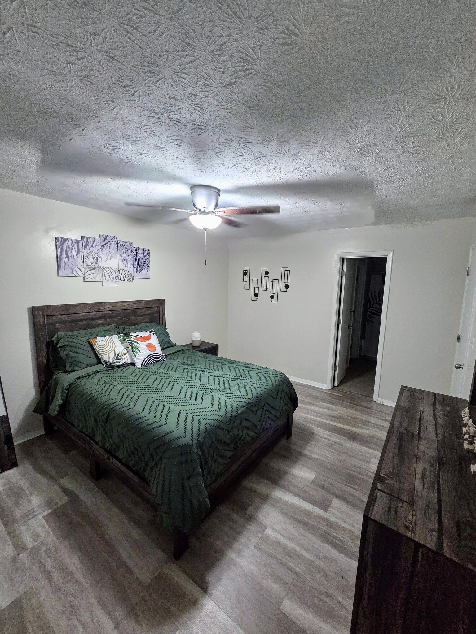 Building Photo - 905 Wynnes Ridge Cir SE