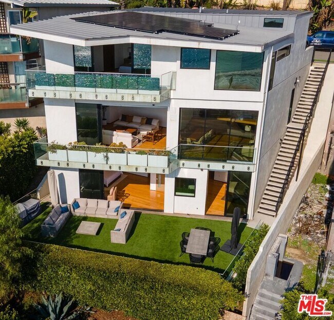 Building Photo - 17816 Porto Marina Way