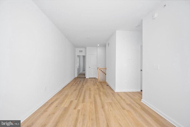 Building Photo - 2536 Neabsco Common Pl