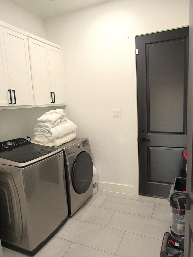 Building Photo - 51 Rd 6613