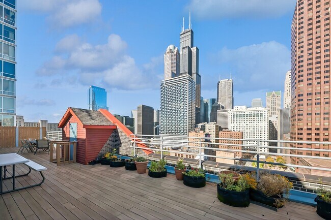 Building Photo - 161 W Harrison St