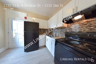 Building Photo - 1132-1134 N George St-1132 2nd FL