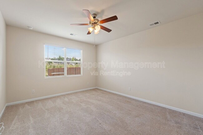 Building Photo - 3262 Carmine Ave