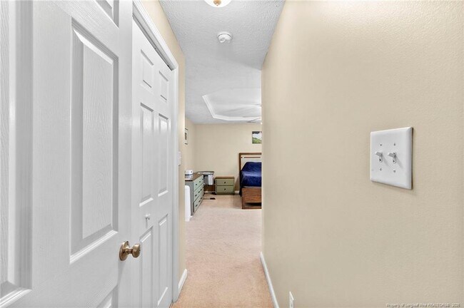 Building Photo - 18 Iredell St