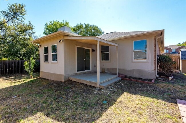 Building Photo - 2321 Friarcreek Loop