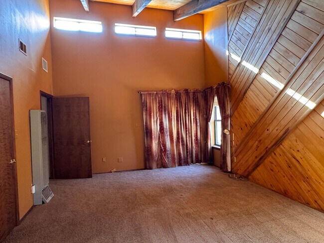 Building Photo - 3 Bedroom, 2 Bathroom Home in Tijeras, NM