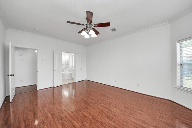 Building Photo - 4230 Waterwood Dr