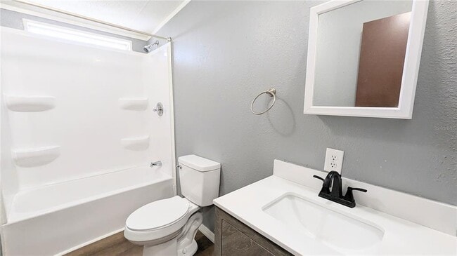 Building Photo - 6025 Old Polk City Rd