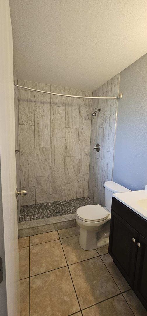 Building Photo - South Lakeland Rental!!