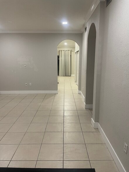 ENTRY GREAT ROOM - 13755 SW 169th Ter