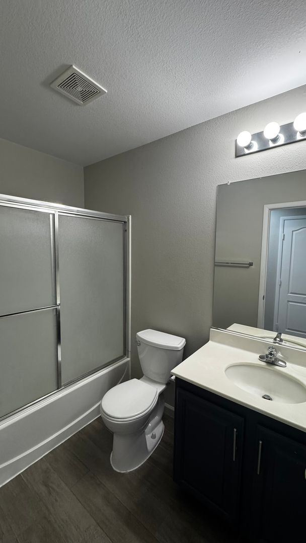 Building Photo - SW Single Story ONLY $1998