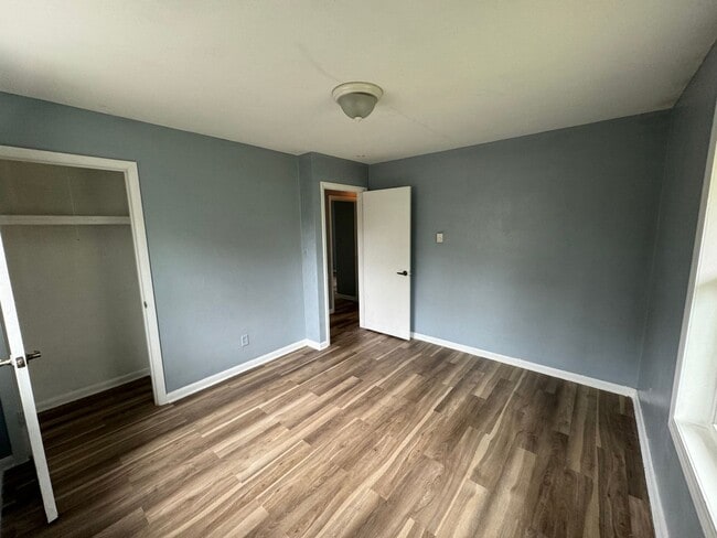 Building Photo - Charming 3-Bedroom, 1-Bathroom Home with Attached Garage – Accepting Section 8