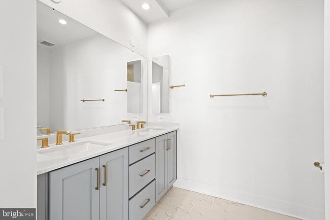 Building Photo - 5502 Topaz Ln