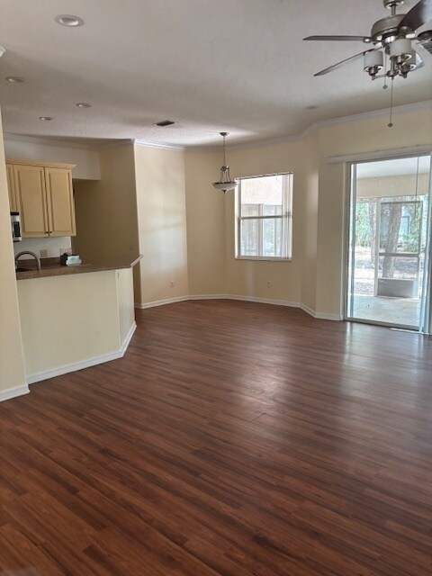 Building Photo - Beautiful Custom Built Home