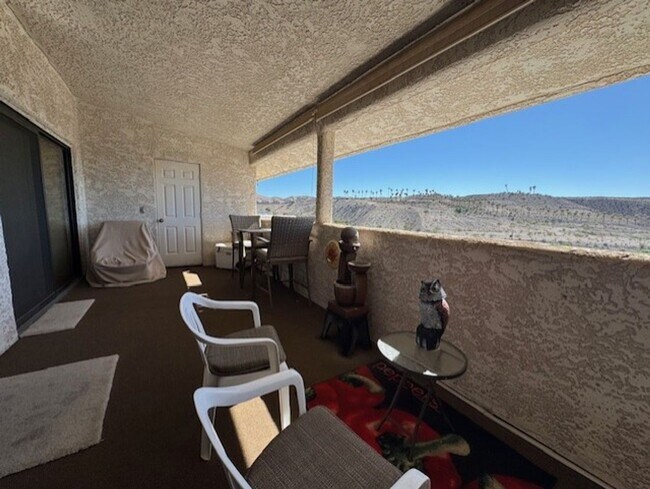 Building Photo - 3BR 3BA Townhome-Best view of the River & Laughlin Casino Skyline