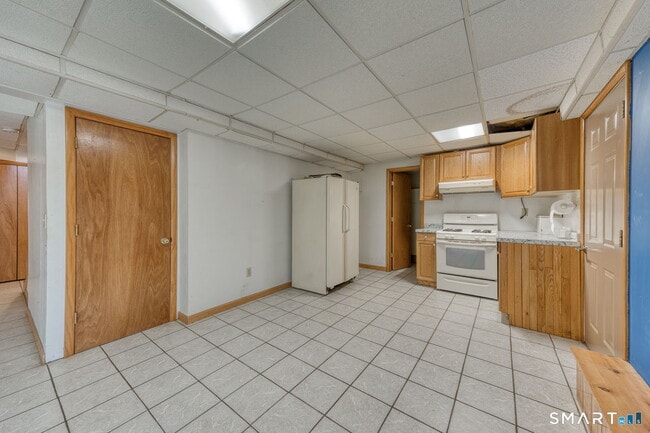 Building Photo - 57 4 Rod Rd