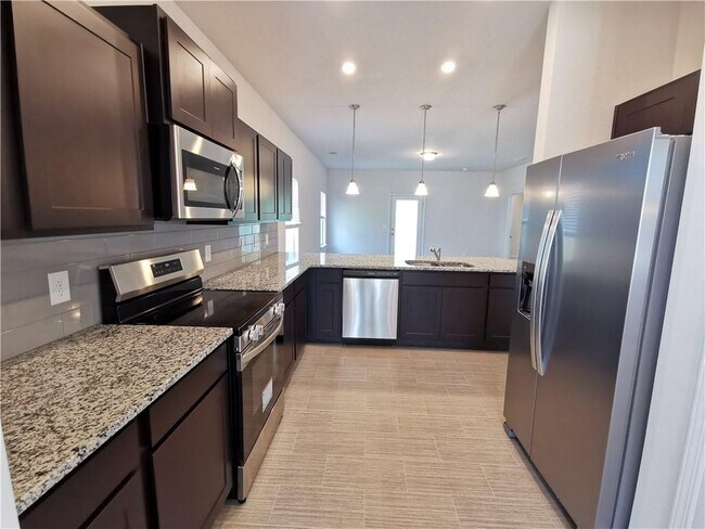 Building Photo - 116 Marion Dr