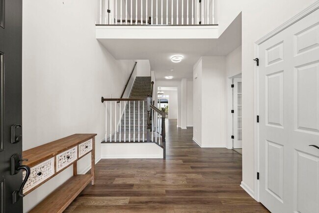 Building Photo - 26325 W Old Orch Trl