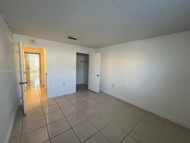 Building Photo - 8028 SW 21st Ct