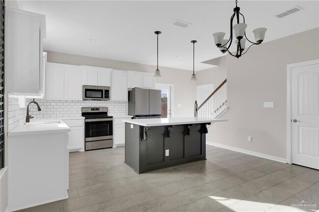 Building Photo - 20 N 33rd St