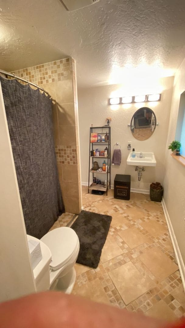 Building Photo - Lakeview Property in Hauser