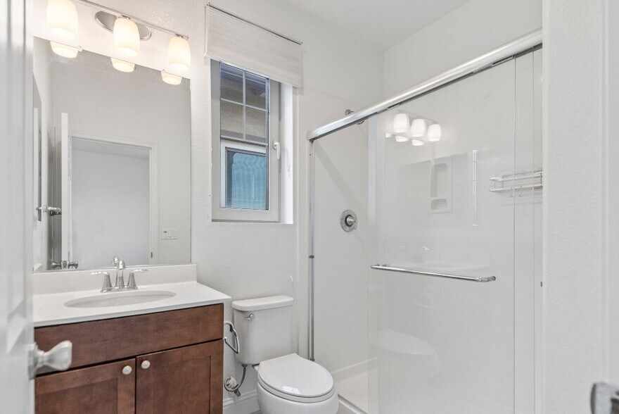 Building Photo - 2954 Worthing Common