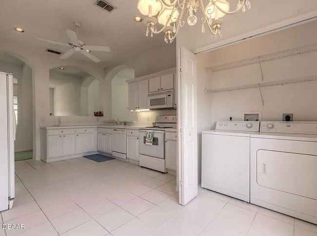 Building Photo - 149 Gala Cir