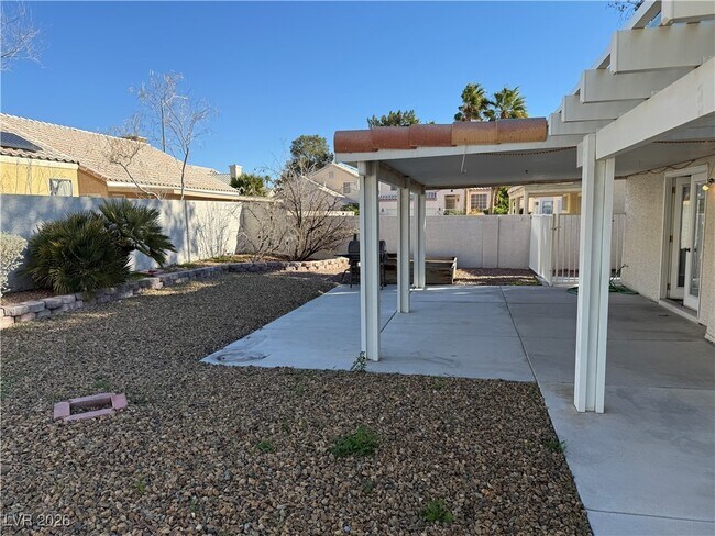 Building Photo - 7704 Kasmere Falls Dr