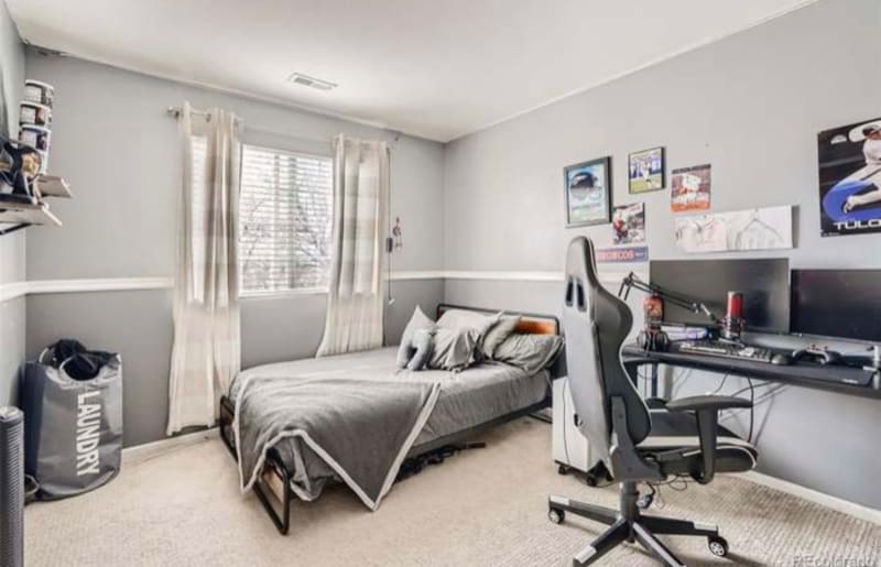 Building Photo - 13890 Madison St