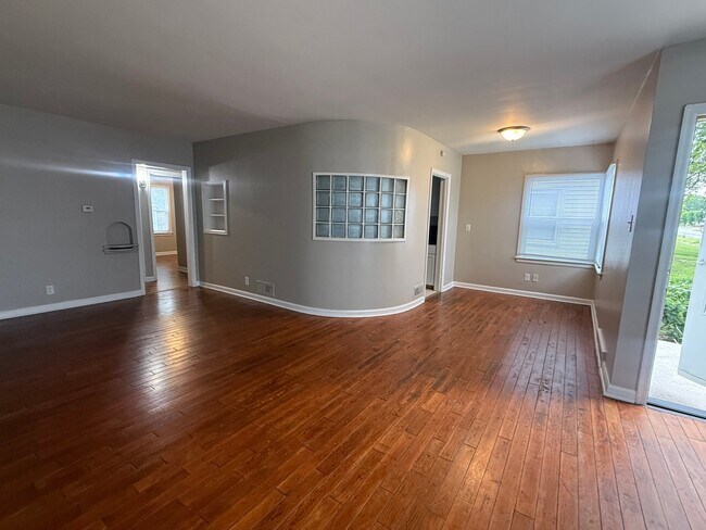 Building Photo - 1603 E Rudisill Blvd